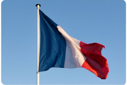 Le S&eacute;nat cr&eacute;e une taxe sur les puffs 