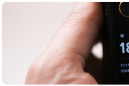 Pourquoi ma cigarette &eacute;lectronique clignote ?